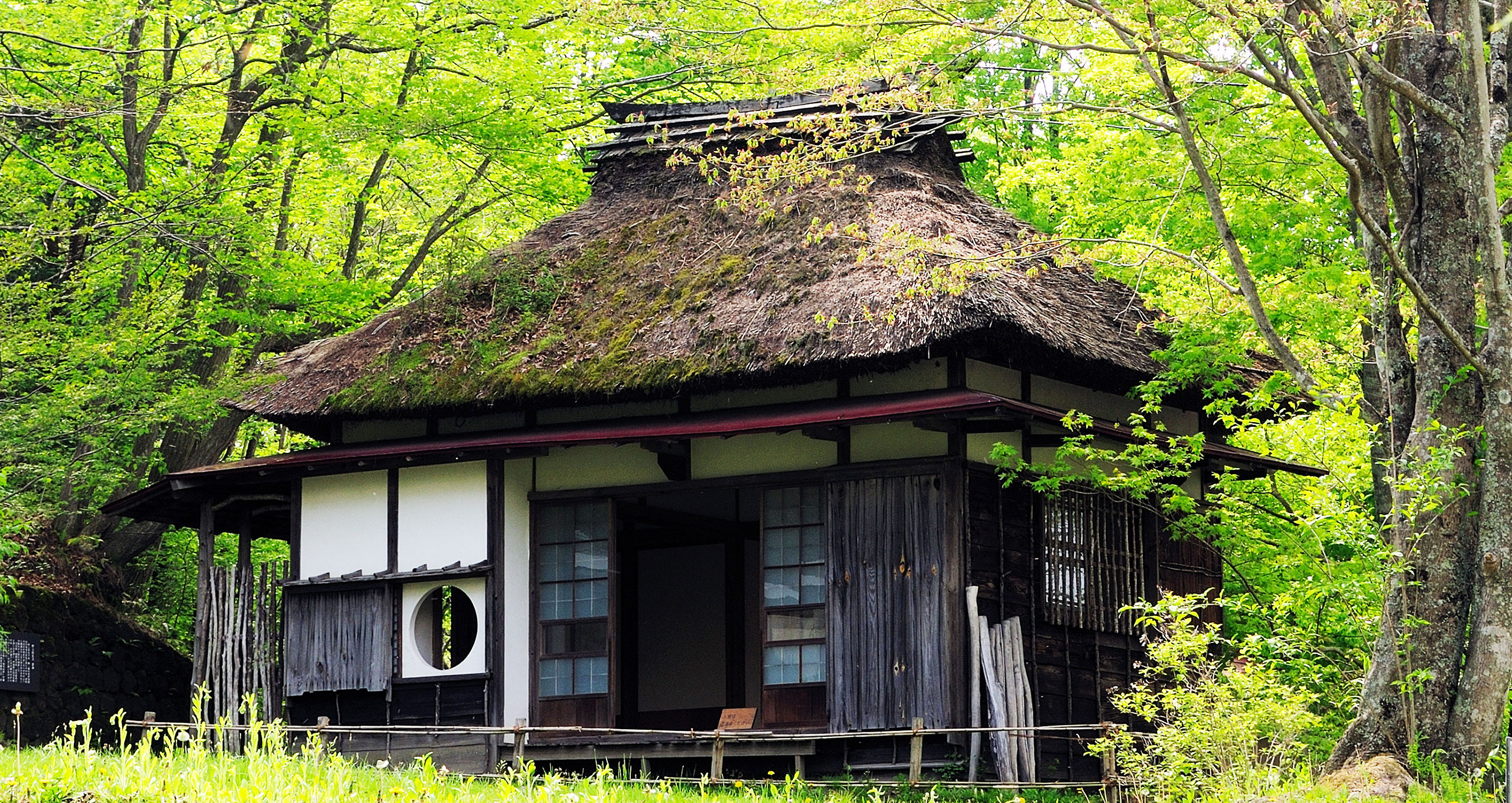 大正初期に建てられた和洋折衷風建物 森に佇む文豪の別荘 | Fantastic Karuizawa